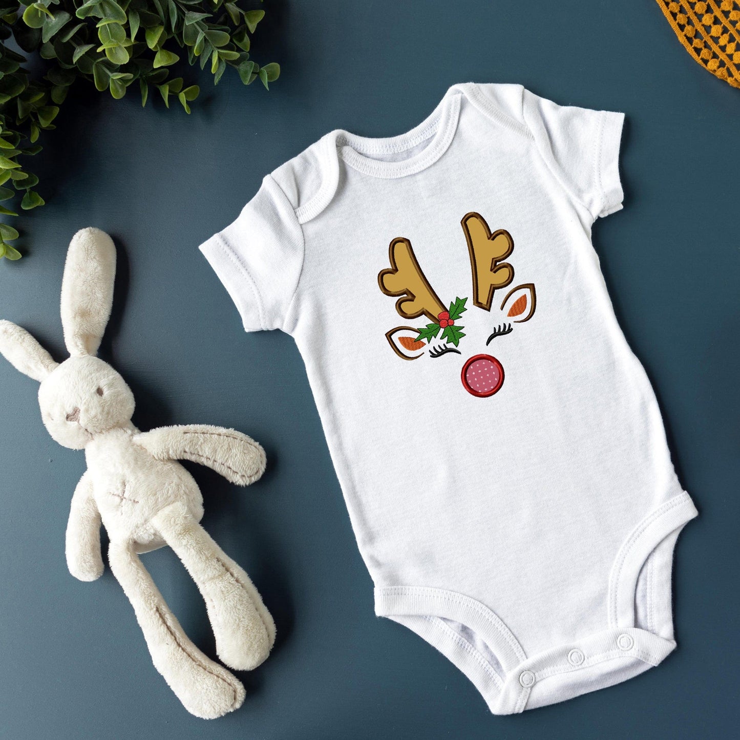 Reindeer - Applique design
