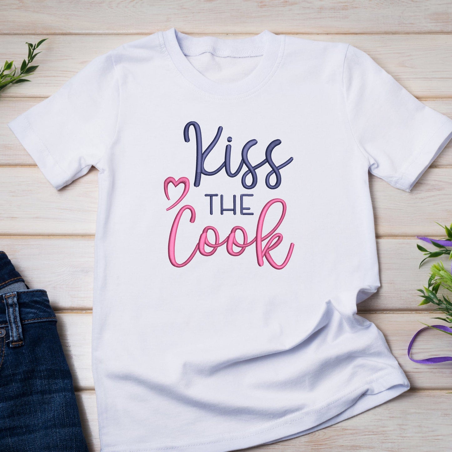 Kiss the cook - Embroidery design