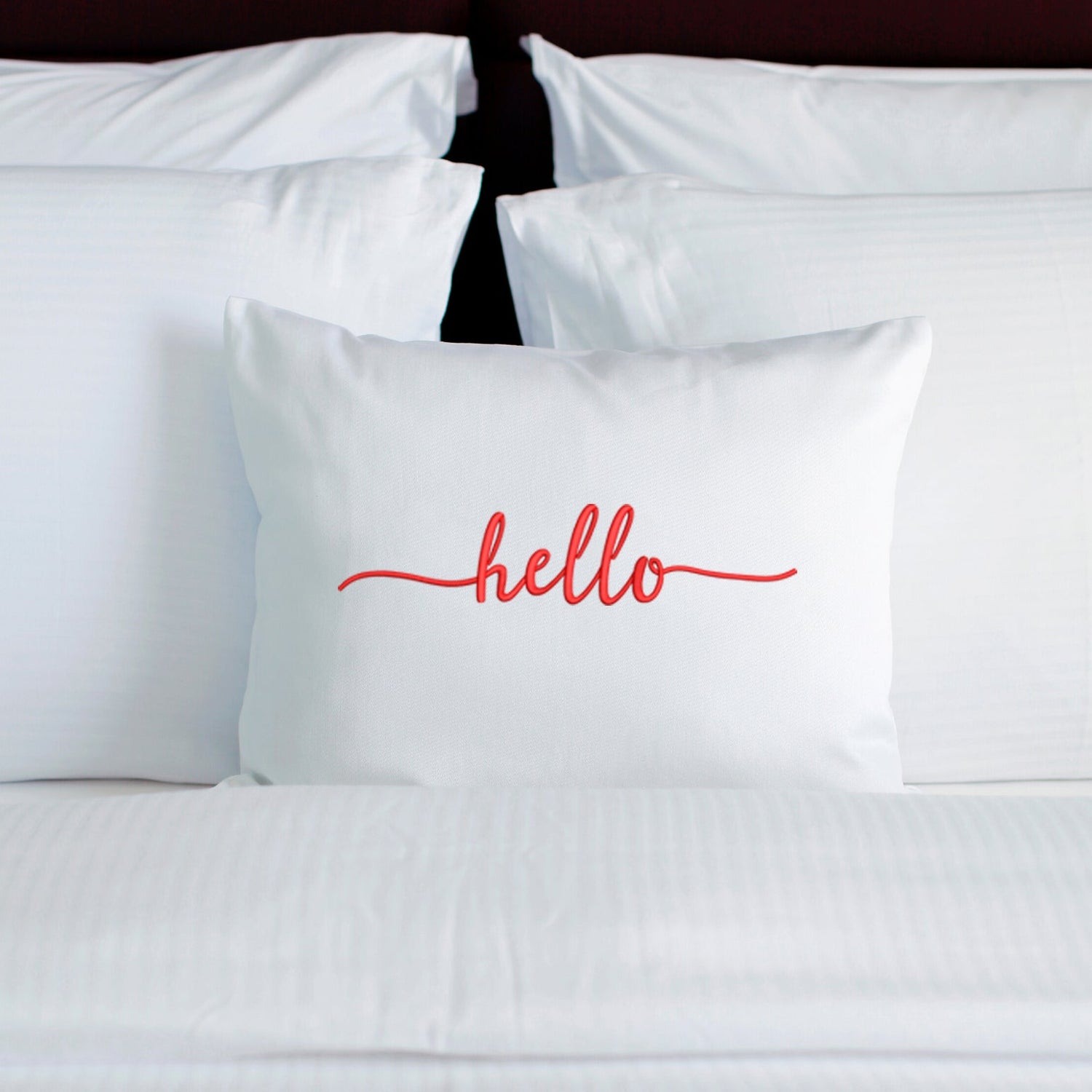 Embroidery fonts with tails