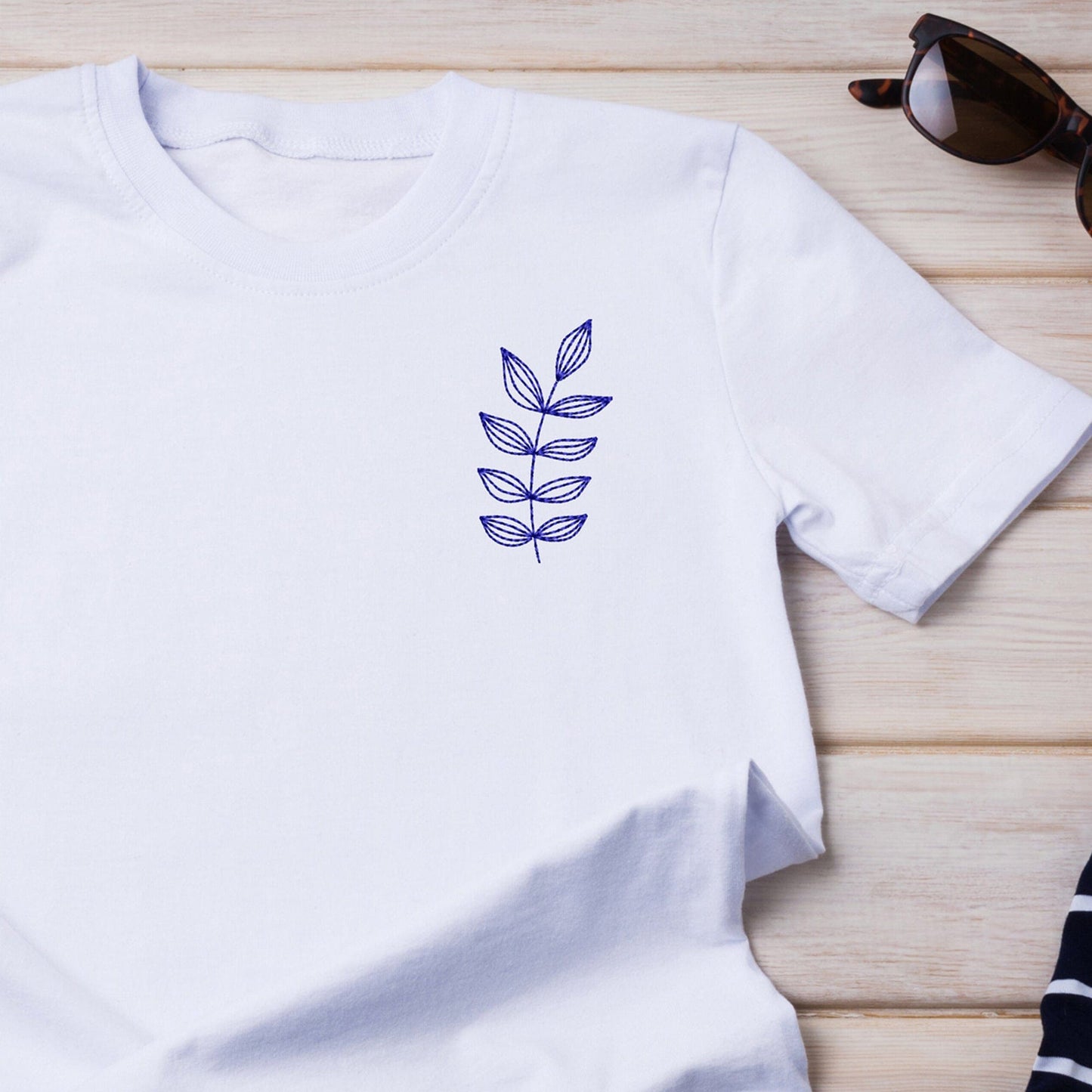 Leaf Mini - Embroidery design